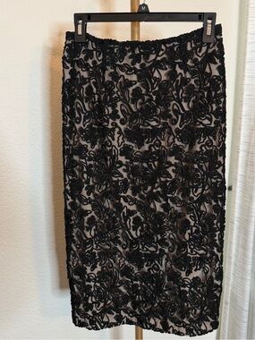 David Meister Black Lace Overlay Pencil Skirt